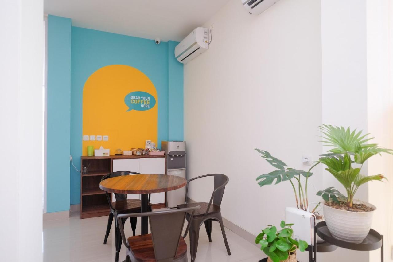 Sans Hotel Aurum Majapahit Semarang Exterior photo