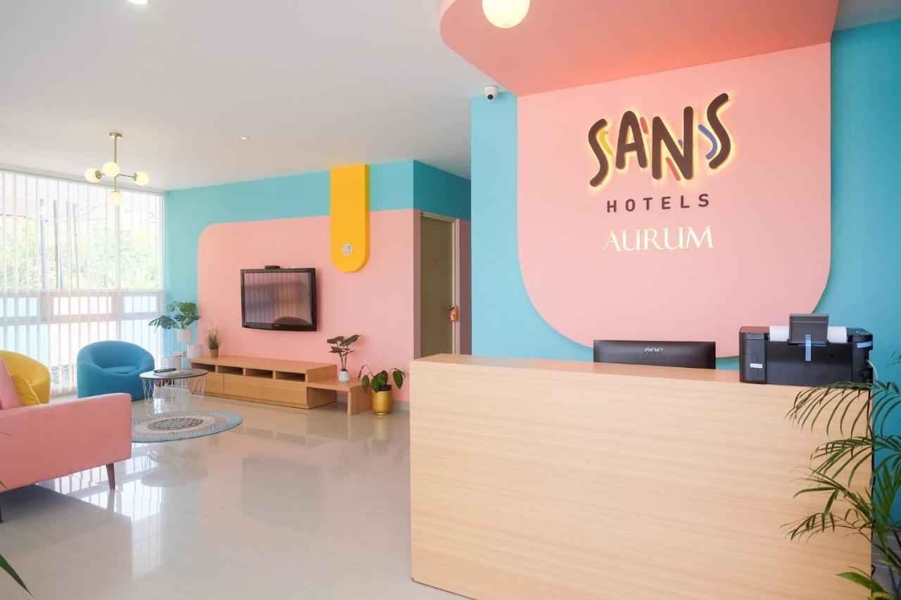 Sans Hotel Aurum Majapahit Semarang Exterior photo