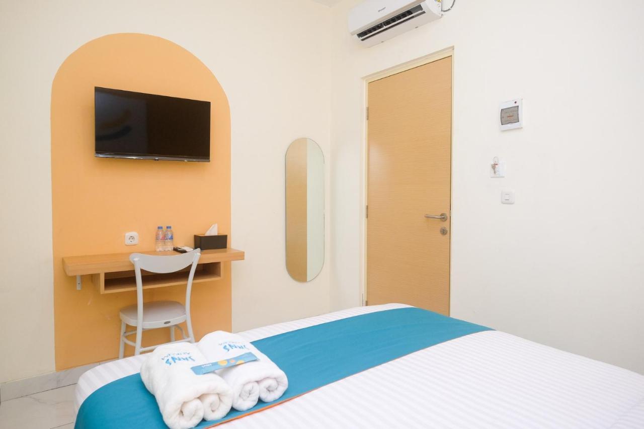 Sans Hotel Aurum Majapahit Semarang Exterior photo